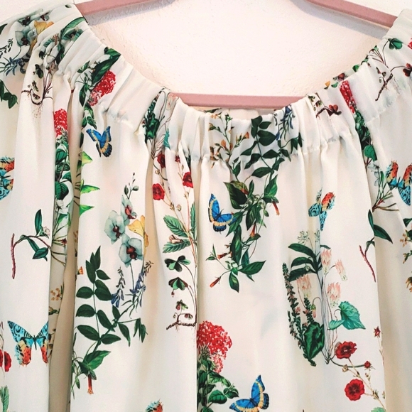 Versatile NWOT EXPRESS Floral Butterfly Blouse Versatile Neckline Bow Sleeves - Picture 5 of 13